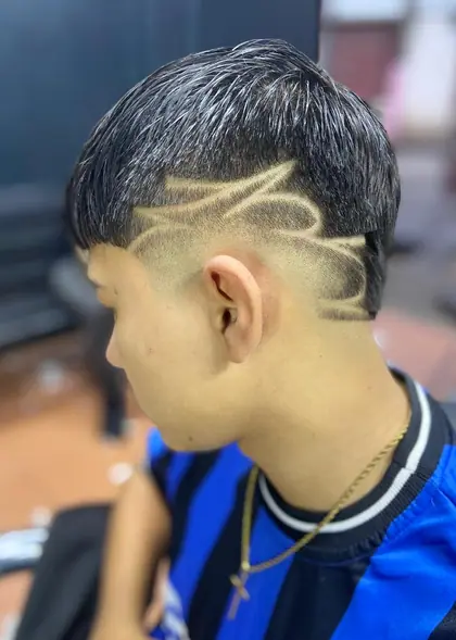 Corte hecho en Stev-Barber Studio, La Carpio (foto 5)